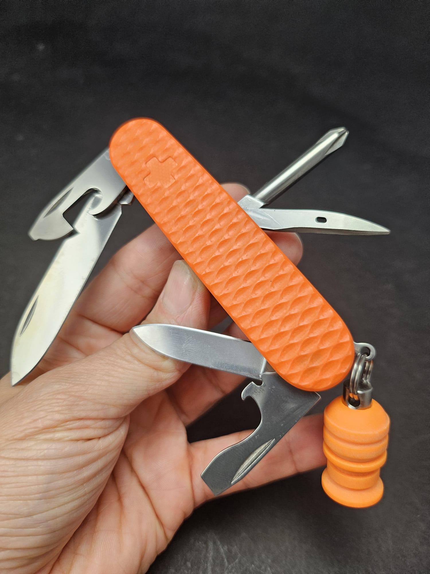 Victorinox Tinker mit Cross Cut Scales Orange