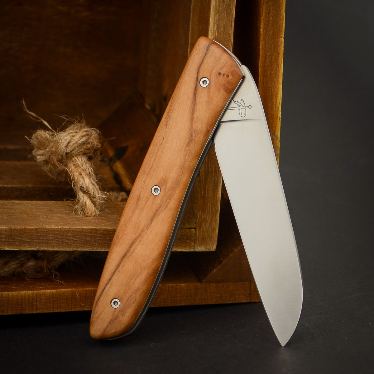 L08Olive-5 Perceval L08 Olive