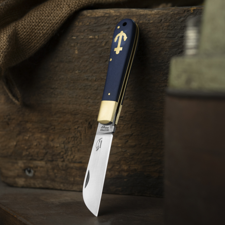 Otter Ankermesser Blue Richlite Knife Lounge Exclusive Otter Ankermesser Blue Richlite Knife Lounge Exclusive