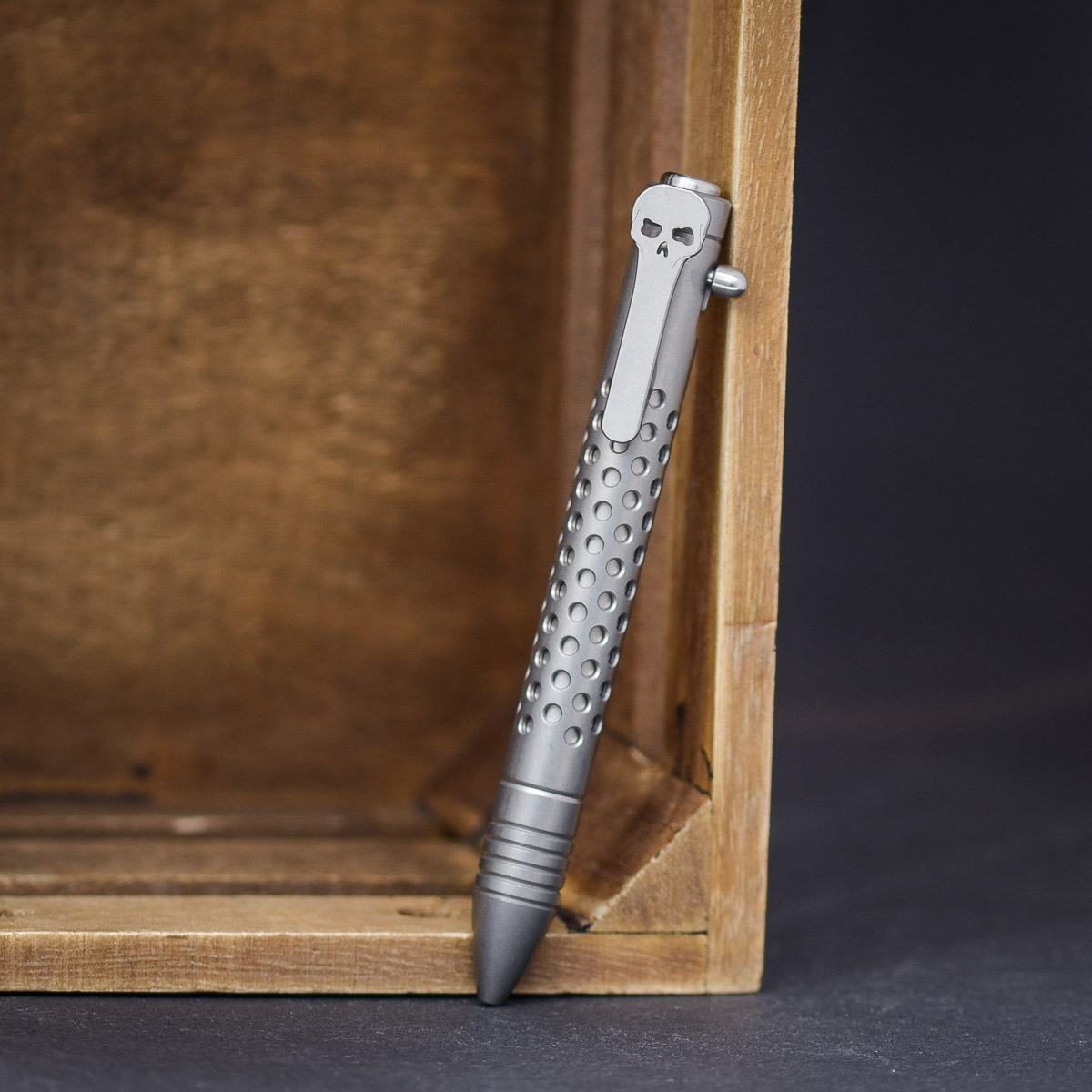 Chaves Knives Bolt Action Pen Dot Stift