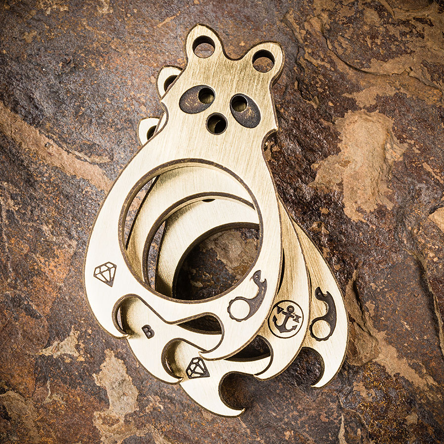 Voxnaes-August-2021_trash-panda_brass_05_web
