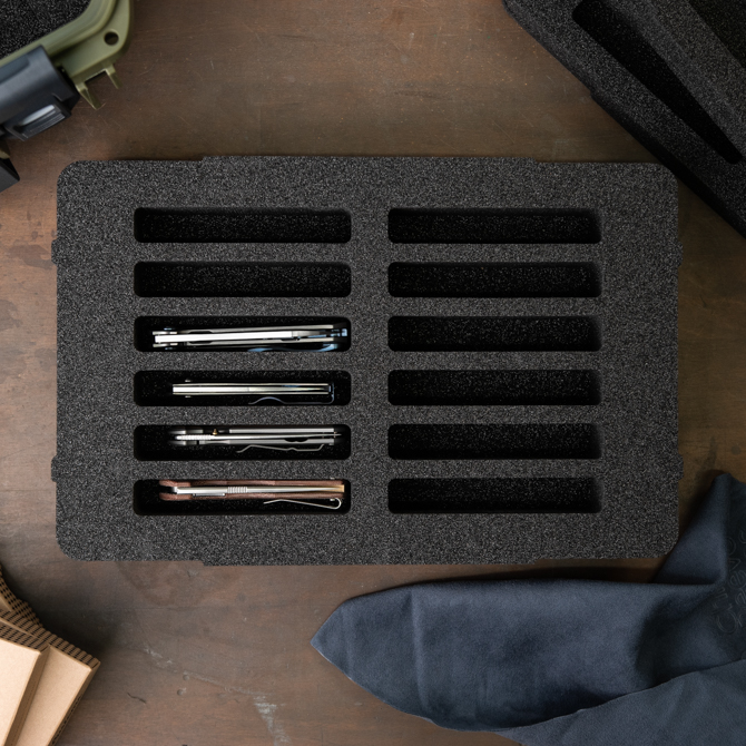 Knife Lounge Case Boden-Inlay für 12 Messer Knife Lounge Case Boden-Inlay für 12 Messer