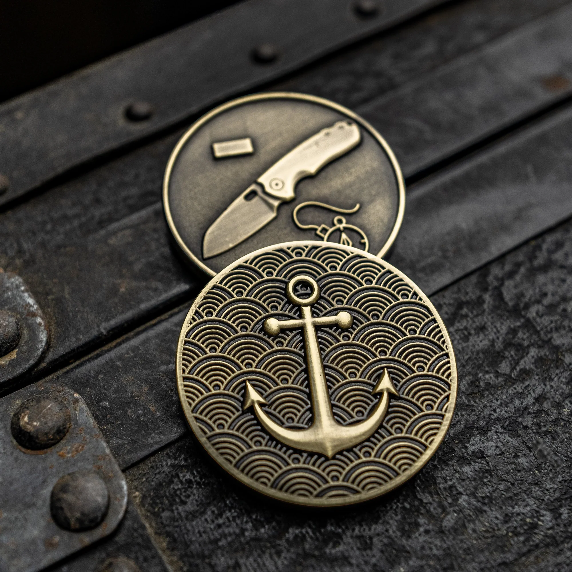 Urban EDC F5.5 Seigaiha Wave Challenge Coin Urban EDC F5.5 Seigaiha Wave Challenge Coin