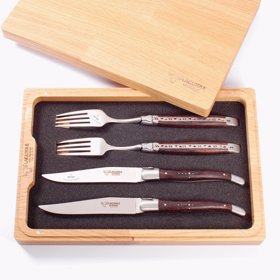 Lag-en-Aubrac-Wenge-1