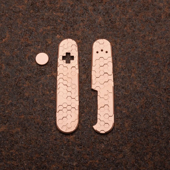 DailyCustoms91-3HoneycombKupfer Daily Customs 91.3 Honeycomb 3D Kupfer