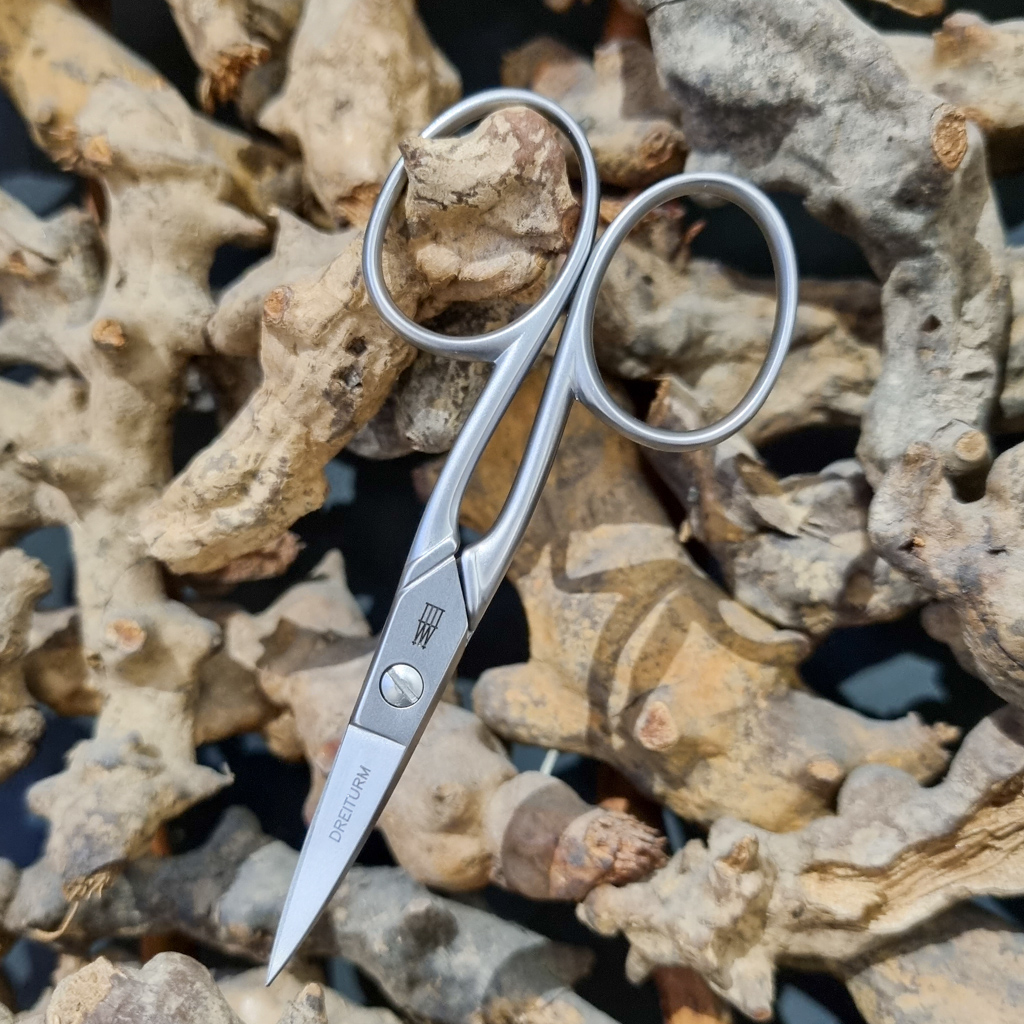 Nagelschere-8 Dreiturm Nagelschere schlank mit Mikroverzahnung