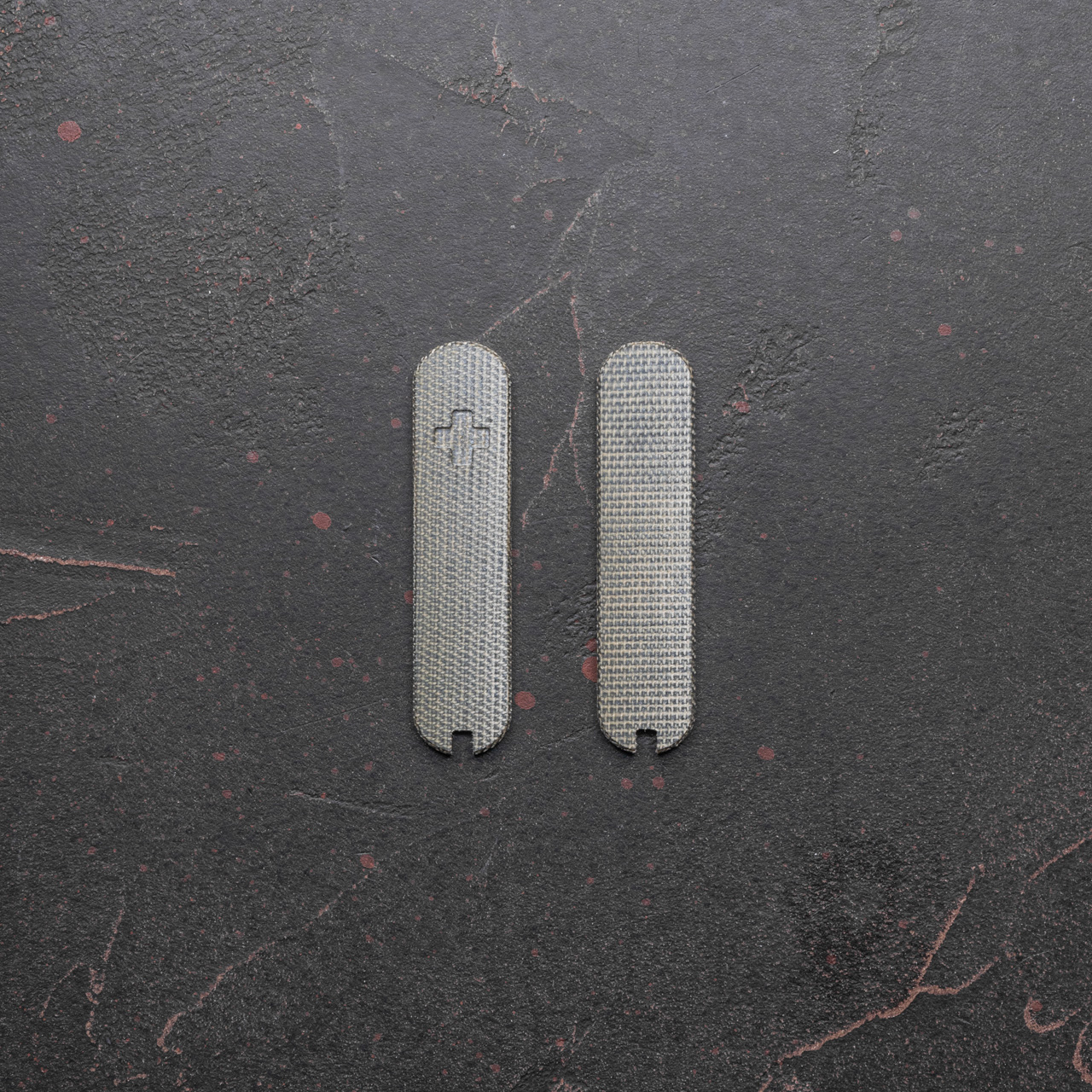 Daily Customs 58.2+ Plain Canvas Micarta green - Knife Lounge Exclusive Daily Customs 58.2+ Plain Canvas Micarta green - Knife Lounge Exclusive