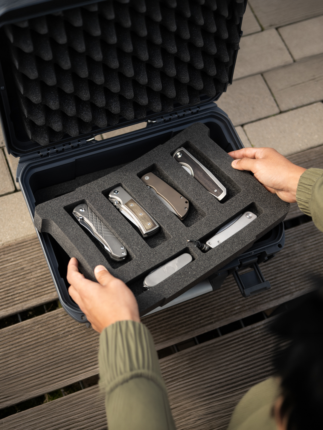 The Knife Lounge Case Anthracite – Aufbewahrungsbox für Messer und EDC Gear