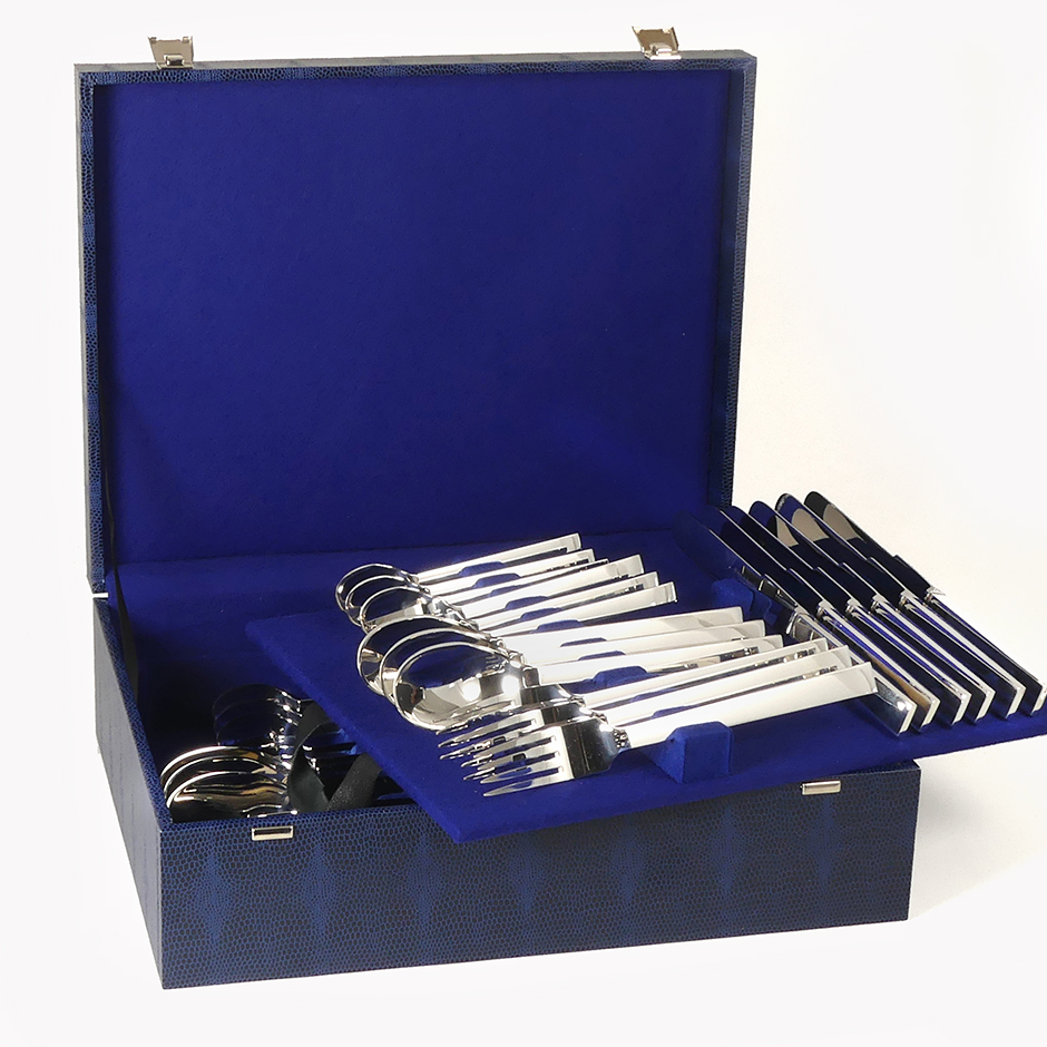 Cutlery case for 48 pieces